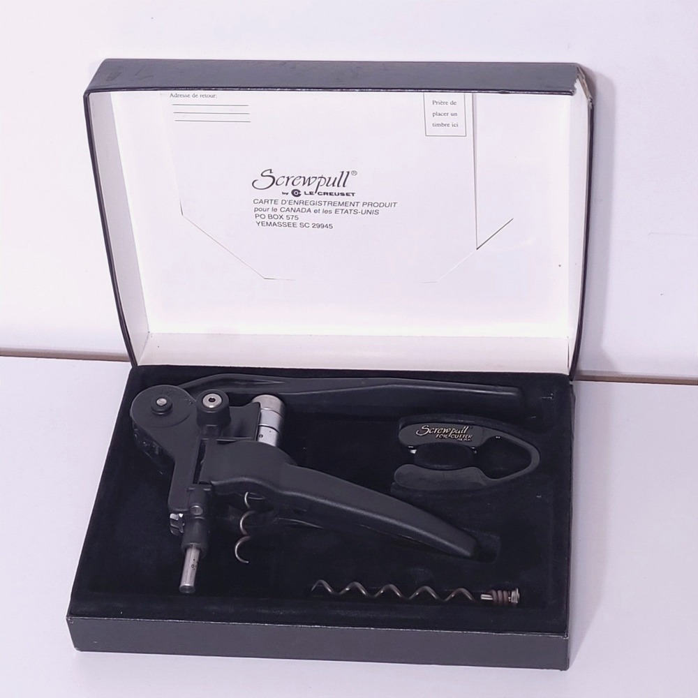 Le Creuset Screwpull Lever Model Professional Wine Opener Set Black with Case